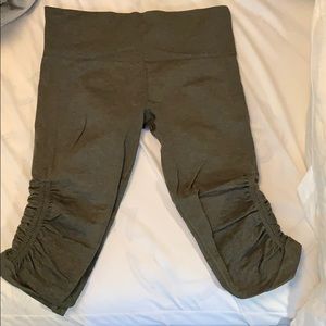 Army green lululemon cropped pants.  Size 6